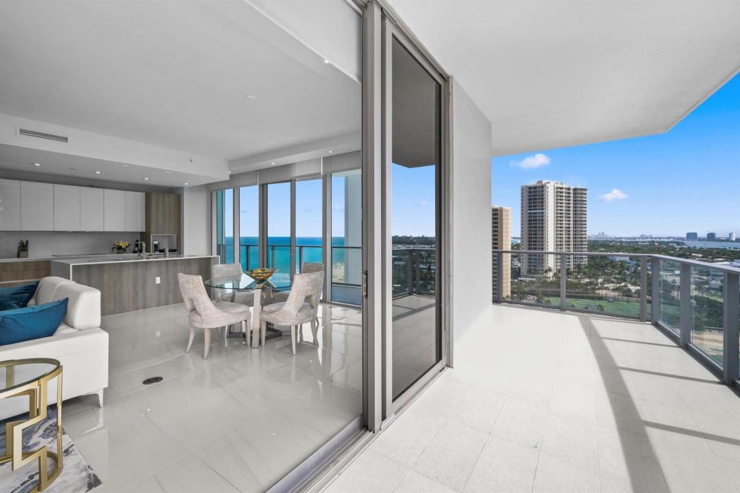 3100 N Ocean Drive H-1508, Singer Island, Florida 33404, USA