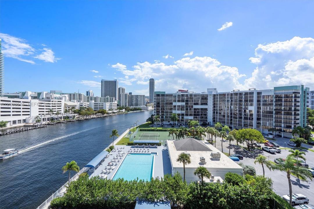 600 Parkview Dr 815, Hallandale Beach, Floride 33009, États-Unis