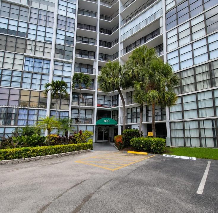 800 Parkview Dr 512, Hallandale Beach, Florida 33009, Stati Uniti