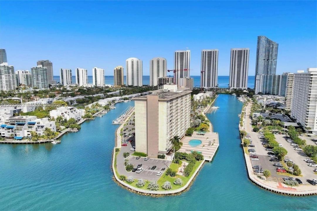 400 Kings Point Dr 928, Sunny Isles Beach, Floride 33160, États-Unis
