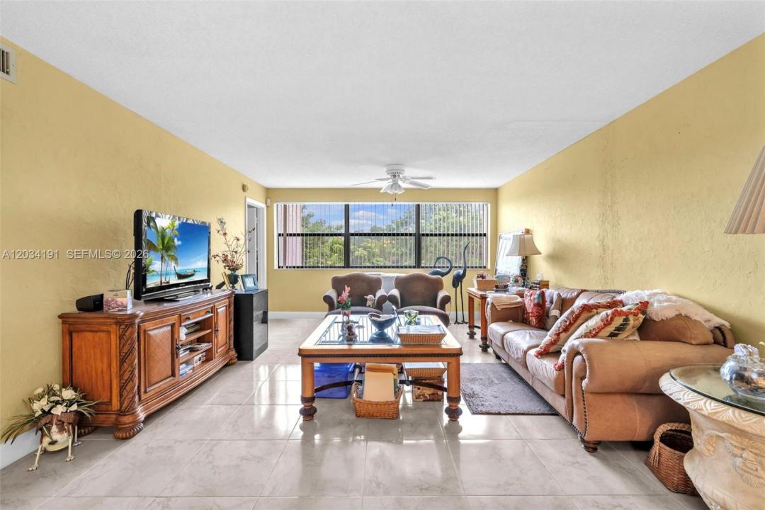 10400 NW 30th Ct 305, Sunrise, Florida 33322, Stati Uniti