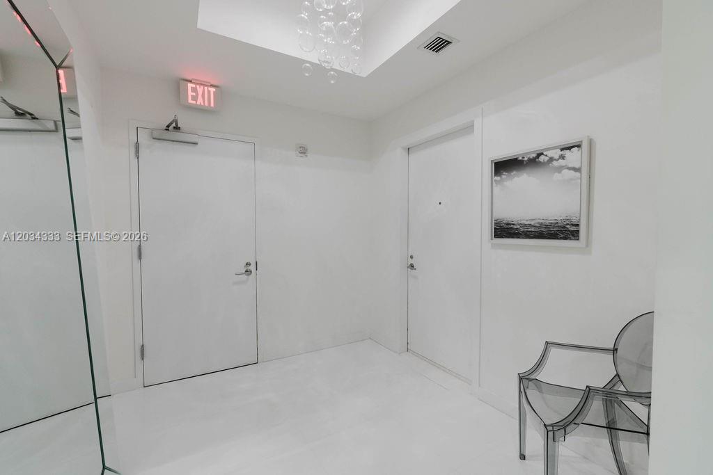 851 NE 1st Ave 2303, Miami, Florida 33132, Stati Uniti