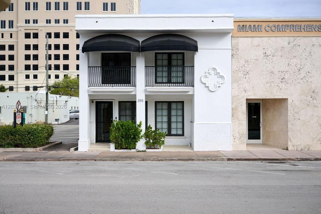 355 Palermo Ave, Coral Gables, Floryda 33134, USA
