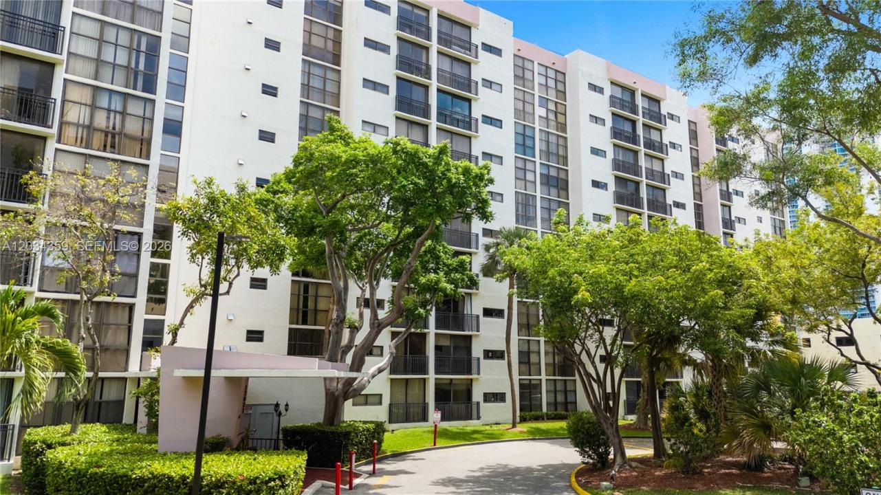 17021 N Bay Rd 429, Sunny Isles Beach, فلوريدا 33160, الولايات المتحدة