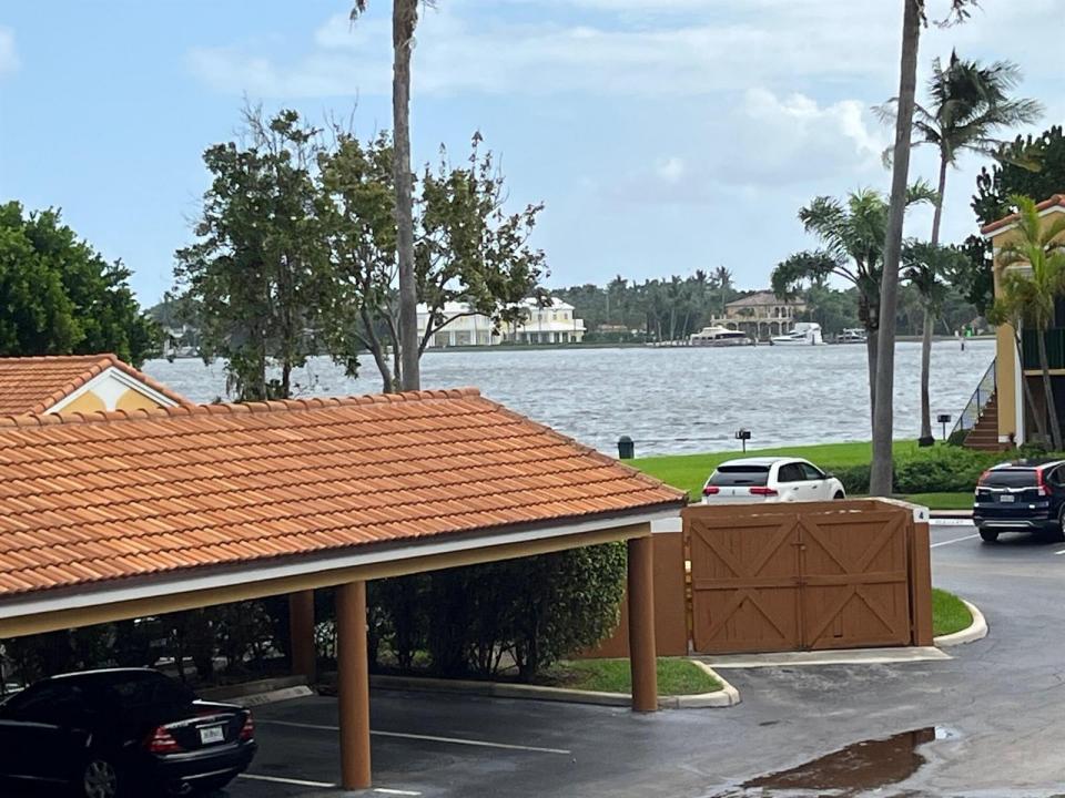 160 Yacht Club Way 209, Hypoluxo, Floryda 33462, USA