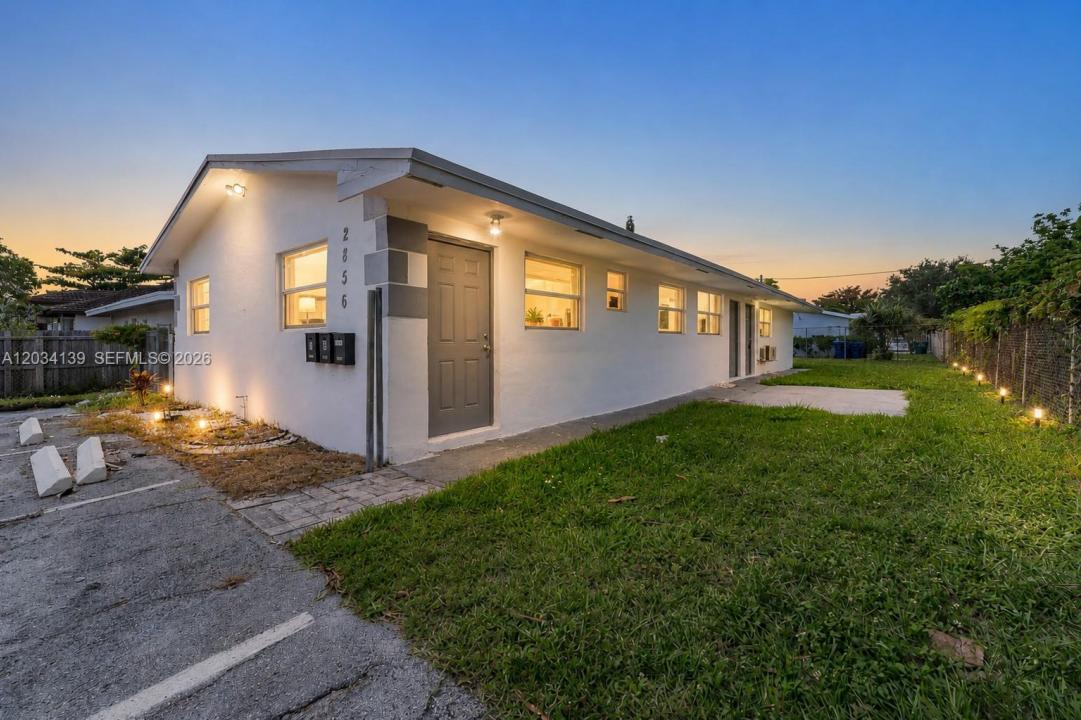 2856 NW 14th St 1, Fort Lauderdale, Flórida 33311, Estados Unidos