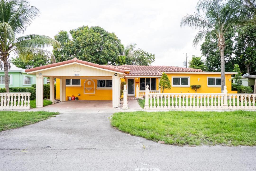 1331 NW 87th Street, Miami, Floride 33147, États-Unis