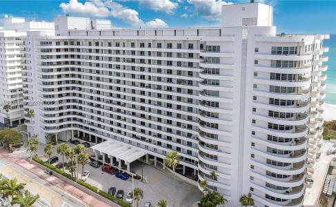 5555 Collins ave 9V, Miami Beach, Florida 33140, USA