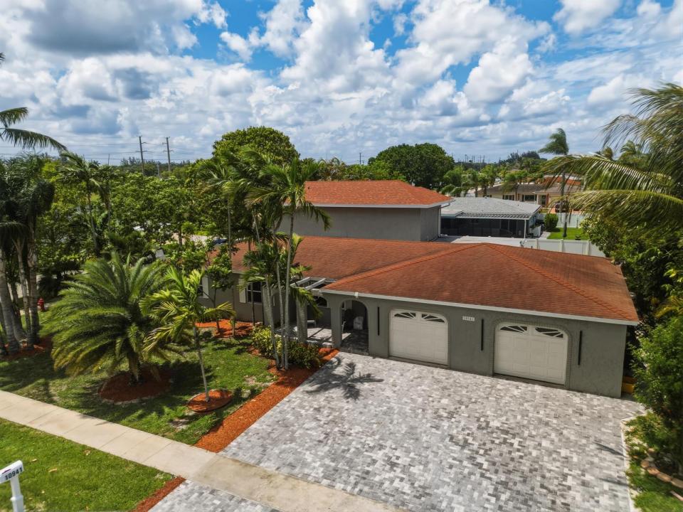 10941 Granite Street, Boca Raton, Floryda 33428, USA