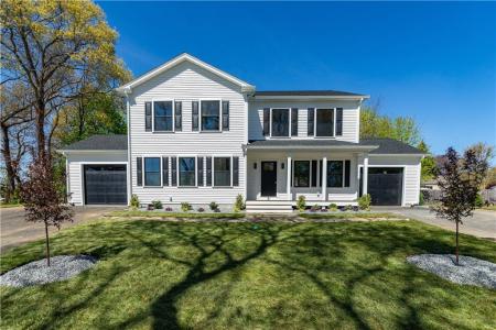 81 Cadora Avenue, Warwick, Rhode Island 02818, Estados Unidos