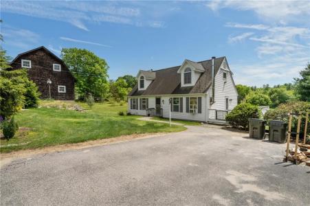 25 Cherry Lane, Richmond, Rhode Island 02832, USA