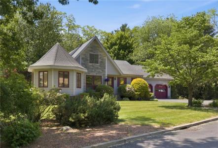 32 Briarwood Road, Lincoln, Rhode Island 02865, HOA KỲ