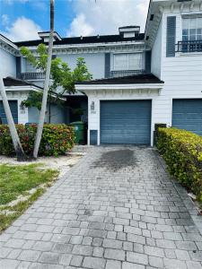 3507 NW 13th St, Lauderhill, Florida 33311, USA