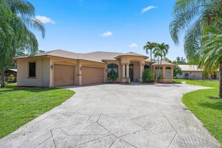 2910 Doe Trail, Loxahatchee, Florida 33470