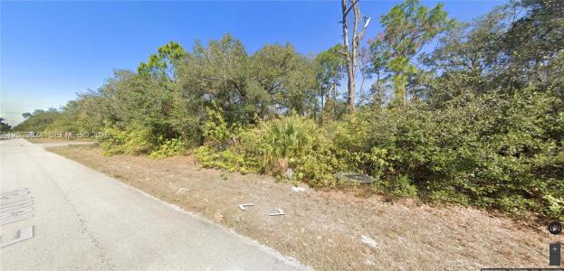 2803 E 19th St, Lehigh Acres, Florida 33972, USA