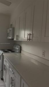 6732 Atlanta St, Hollywood, Florida 33024, USA