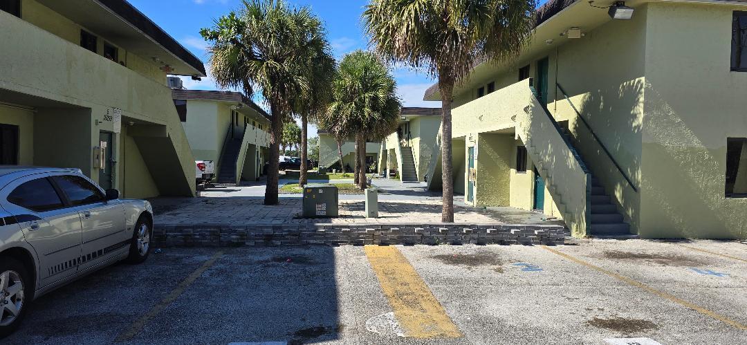 2250 NW 183rd Street 1, Miami Gardens, Floride 33056, États-Unis