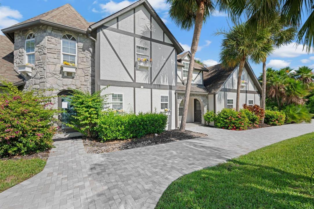 121 Queen Eugenia Court, Hutchinson Island, Флорида 34949, Соединенные Штаты