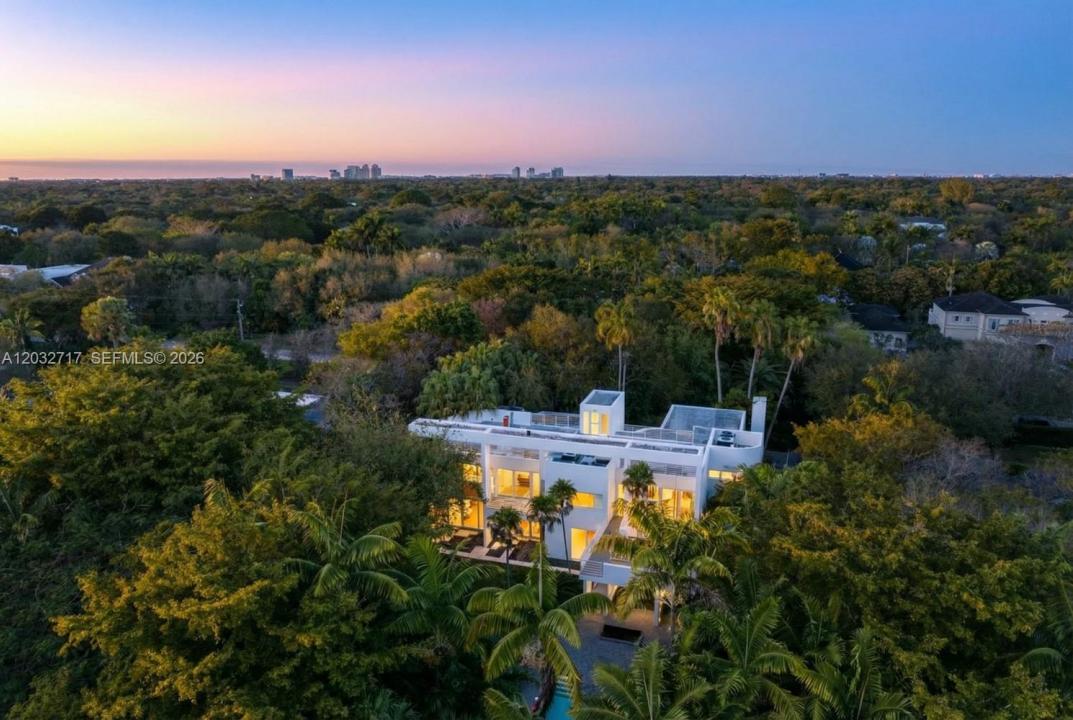 6070 SW 128th St, Pinecrest, Florida 33156