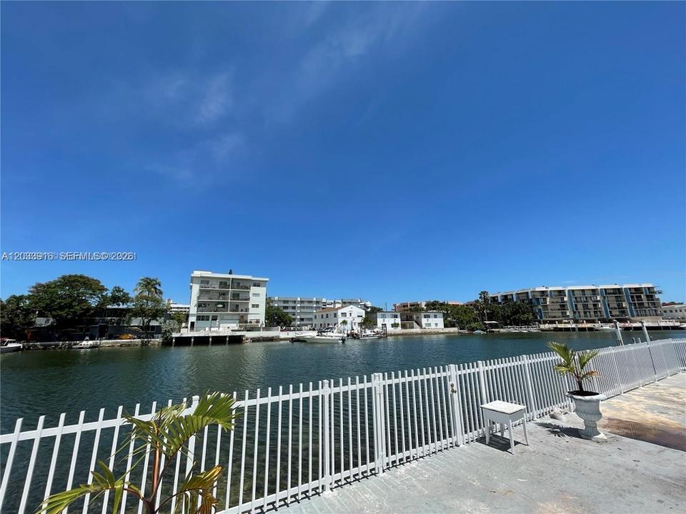 8205 Crespi Blvd 3, Miami Beach, 플로리다 33141, 미국