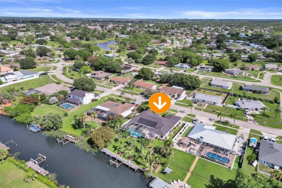 470 NE Cornwall, Port St. Lucie, Florida 34983, Stati Uniti