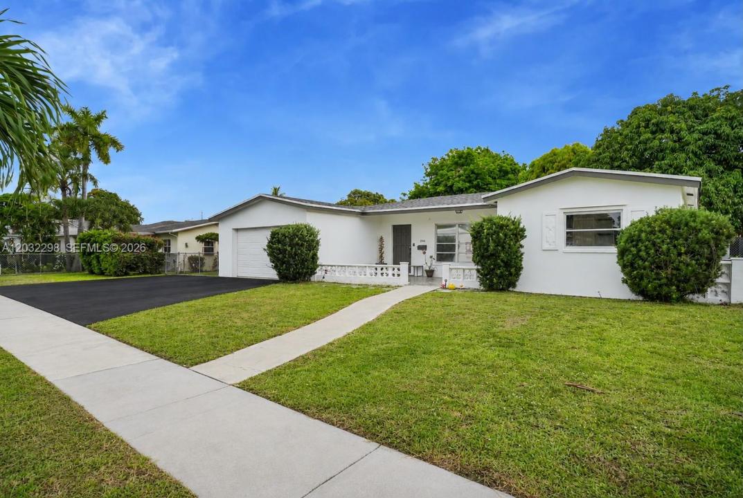 3940 NW 47th Ave, Lauderdale Lakes, Floryda 33319, USA