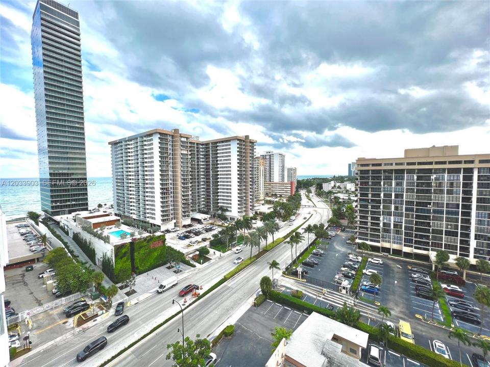1985 S Ocean Dr 12N, Hallandale Beach, Floride 33009, États-Unis