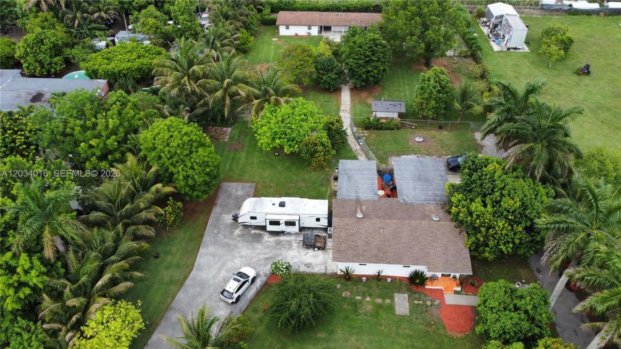 20595 SW 190th St, Miami, Florida 33187, USA