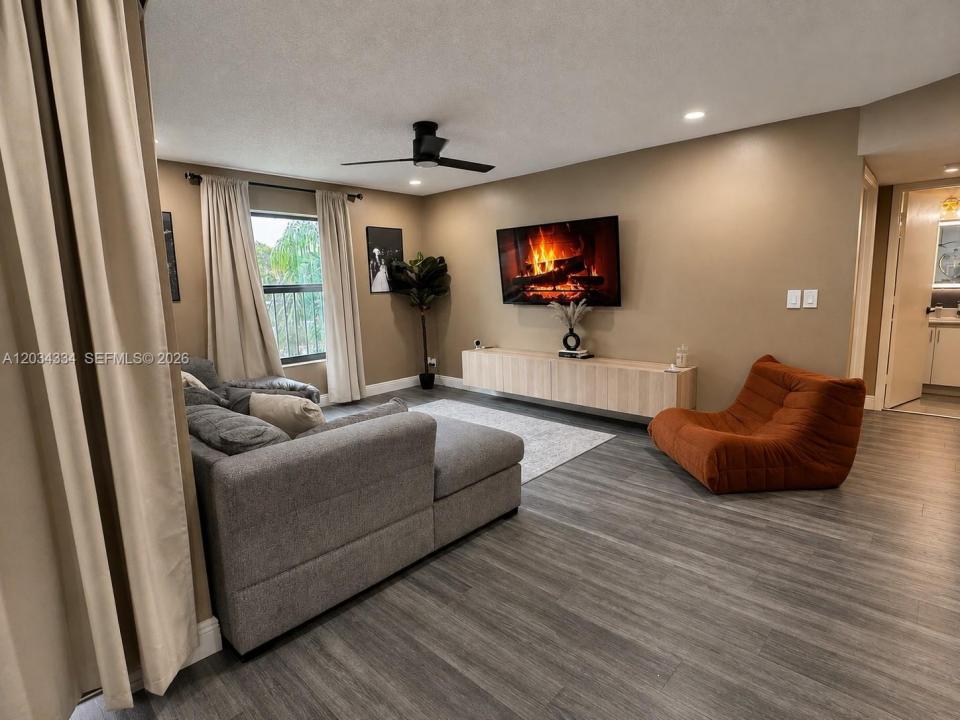 4761 NW 22nd St 42111, Coconut Creek, Floride 33063, États-Unis