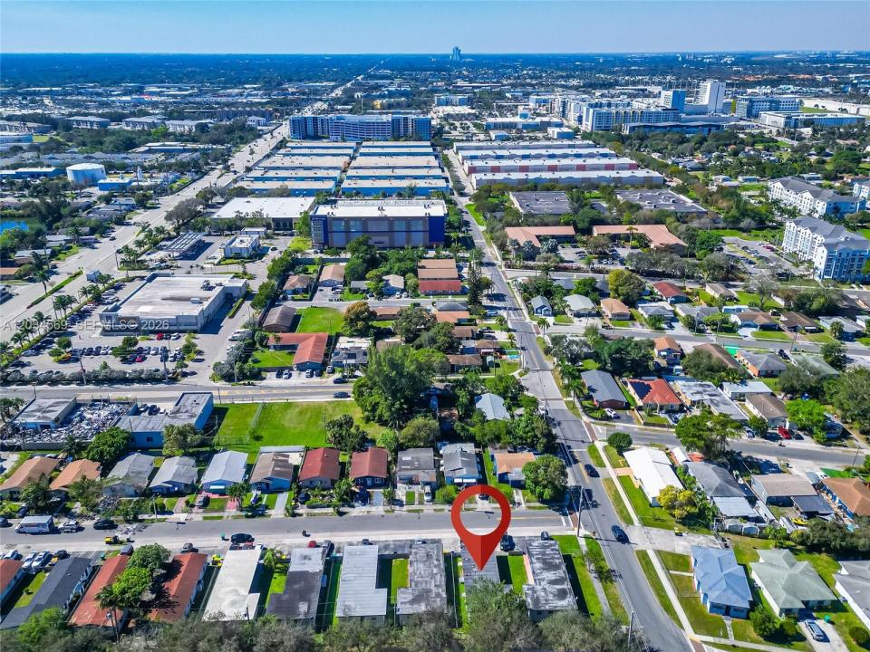 105 SW 5th Ct, Dania Beach, Floride 33004, États-Unis