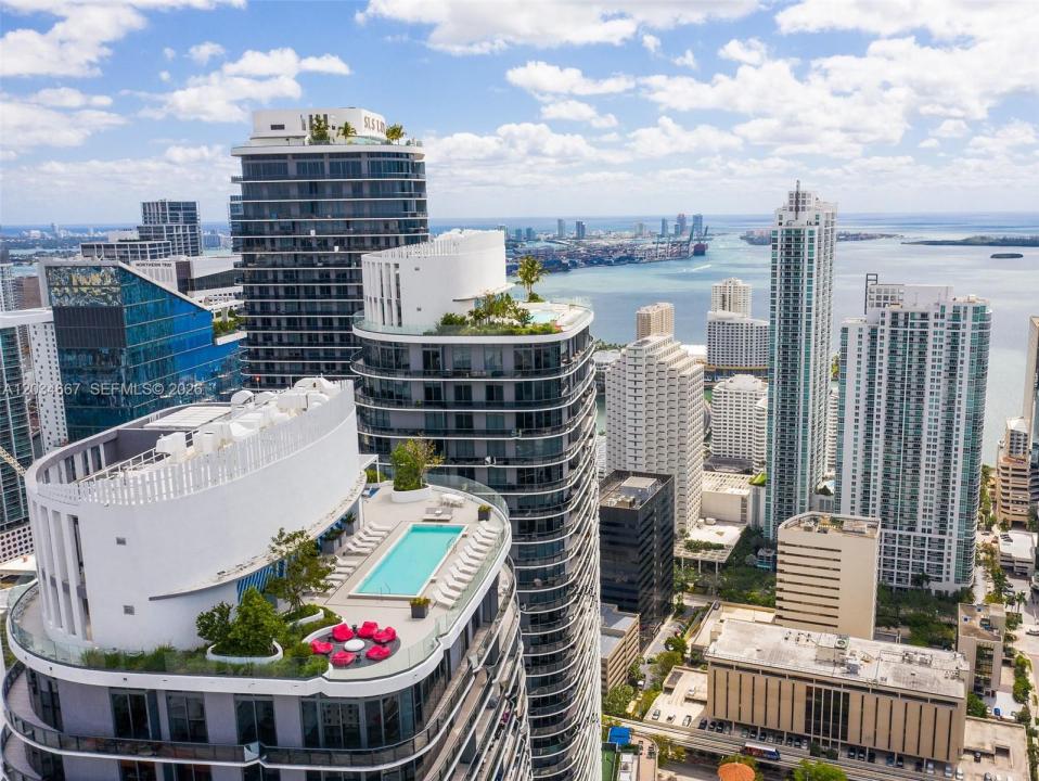55 SW 9 St 1605, Miami, 플로리다 33130, 미국