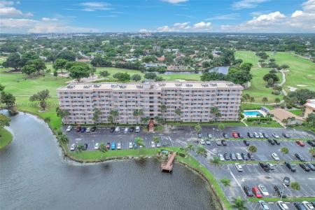 250 Jacaranda Dr 704, Plantation, Florida 33324, USA