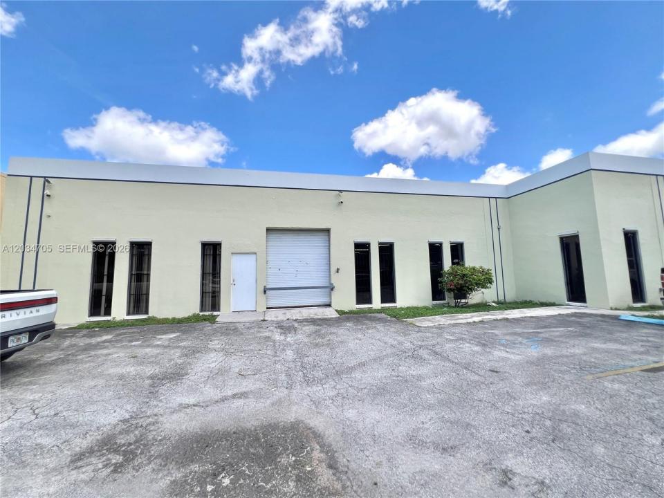 3425 NW 73rd Ave, Miami, Флорида 33122, Соединенные Штаты