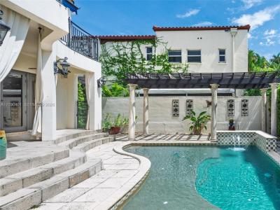 5860 Pine Tree Dr, Miami Beach, Florida 33140, Estados Unidos