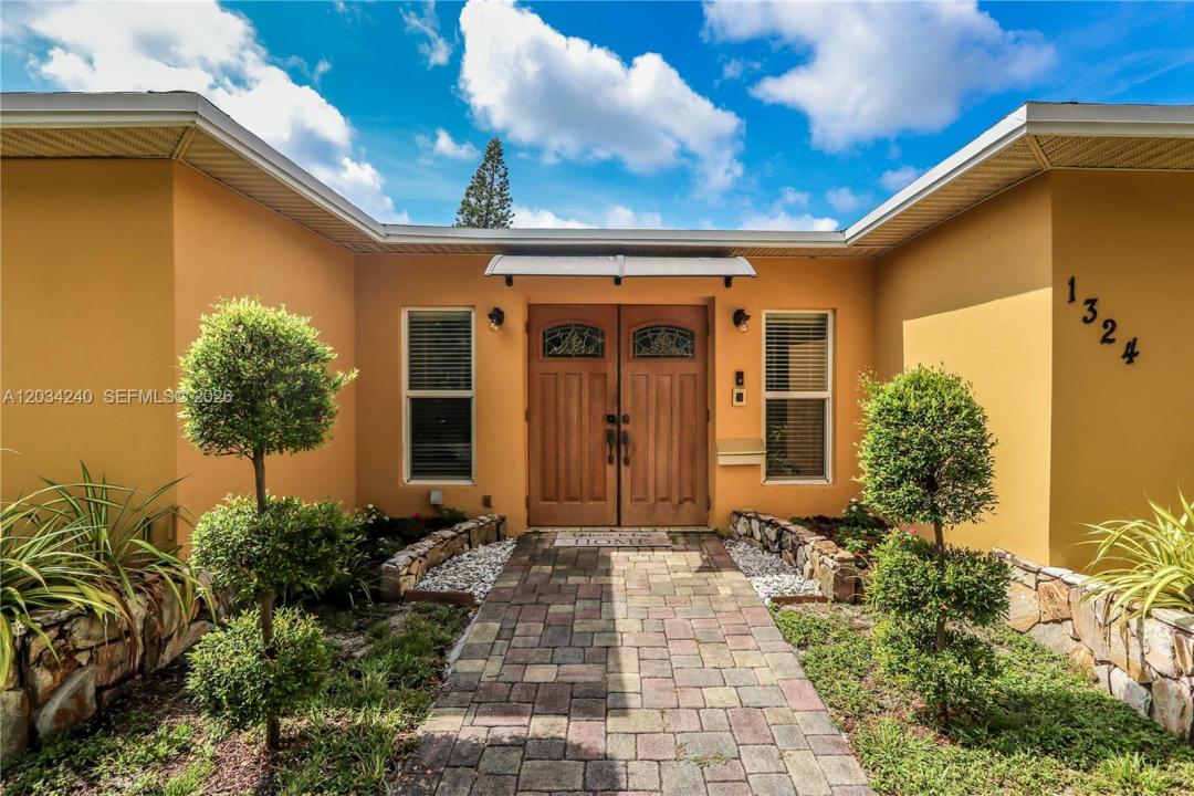 1324 Washington St, Hollywood, Floride 33019, États-Unis