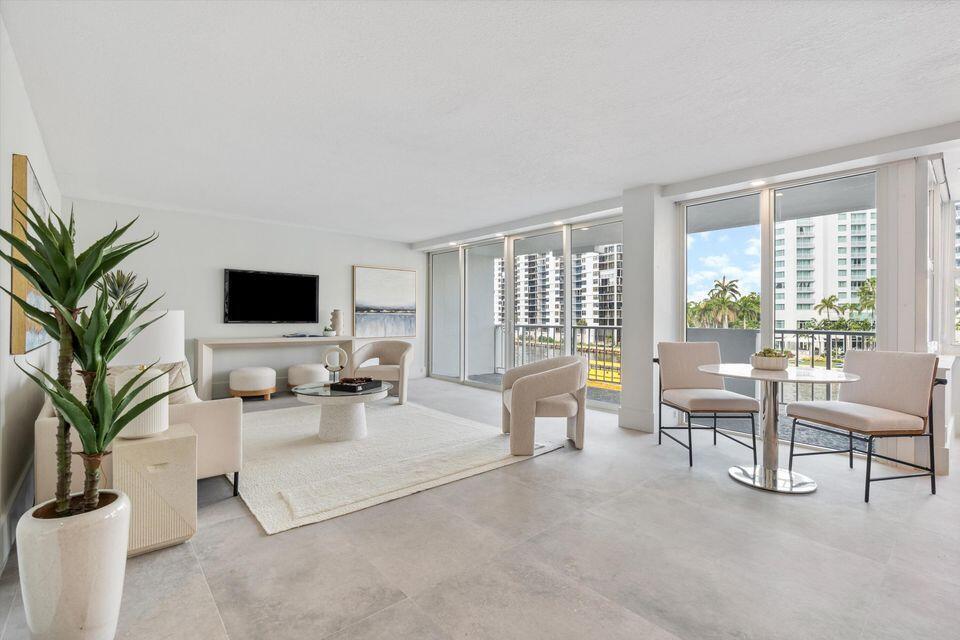 2800 E Sunrise Boulevard 4c, Fort Lauderdale, Flórida 33304, Estados Unidos