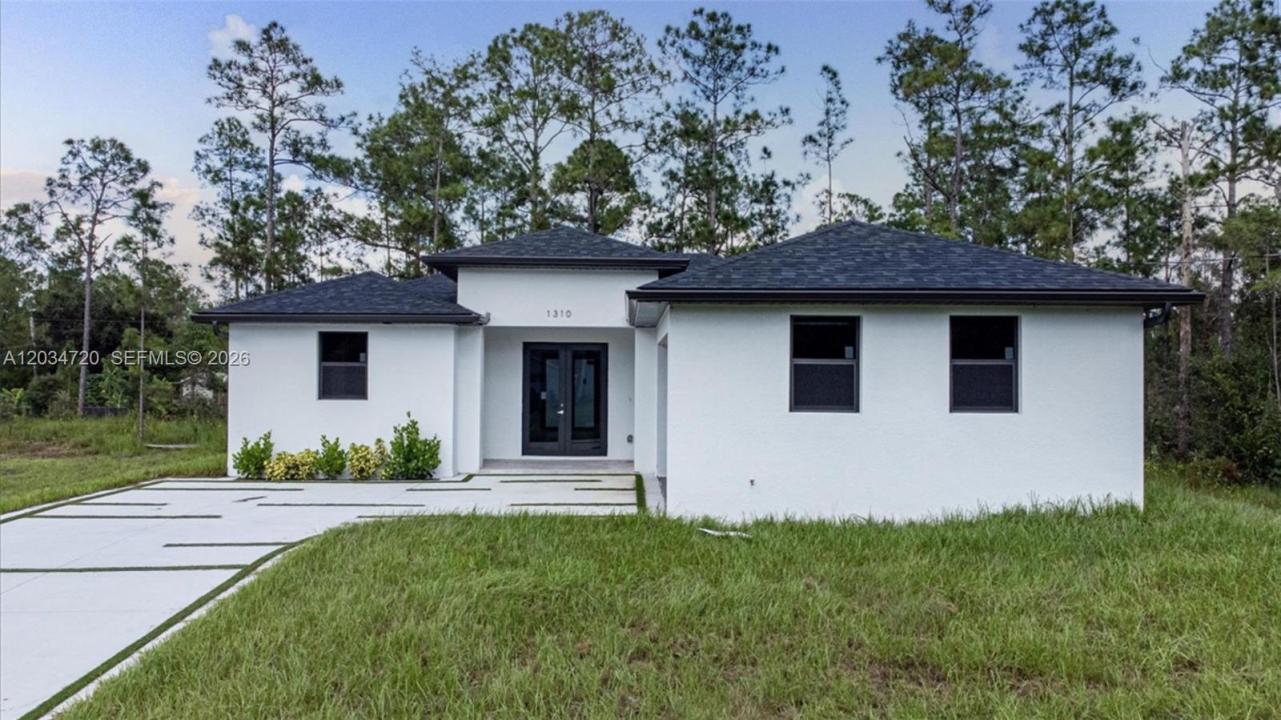 1310 Jefferson Ave, Lehigh Acres, Floride 33972, États-Unis