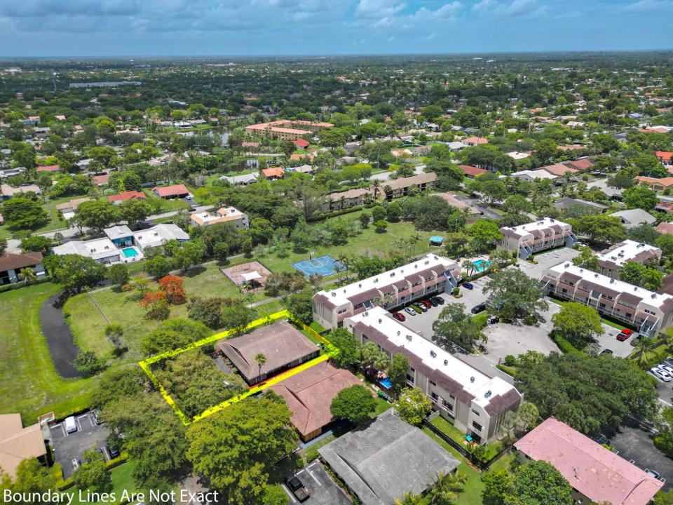 3775 NW 116th Terrace 1-4, Coral Springs, フロリダ 33065, アメリカ合衆国