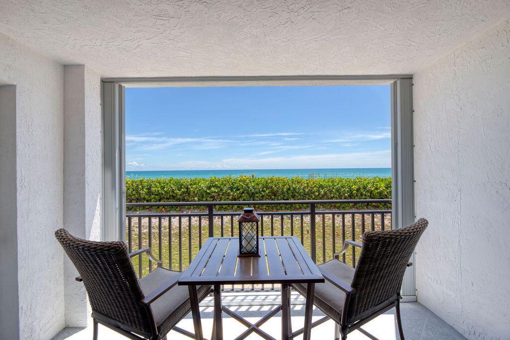 10102 S Ocean Drive 204a, Jensen Beach, Floride 34957, États-Unis