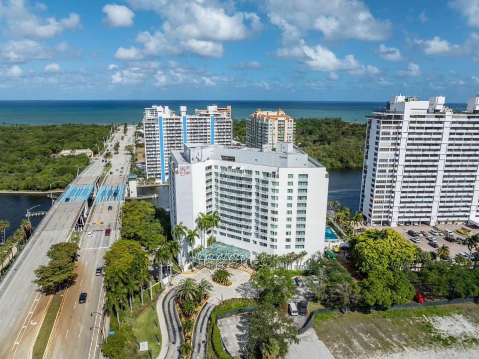2670 E Sunrise Boulevard 1109, Fort Lauderdale, Florida 33304, USA