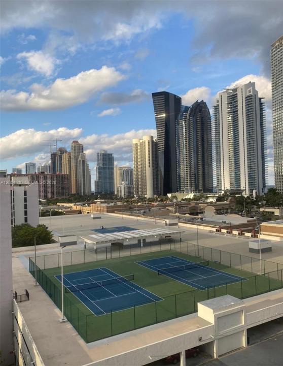 16909 N Bay Rd 1009, Sunny Isles Beach, Florida 33160, Stati Uniti