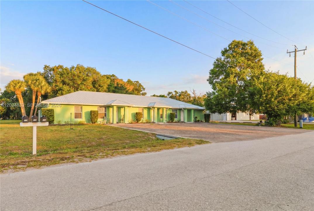 810 SW 2nd St, Okeechobee, Florida 34974, Stati Uniti