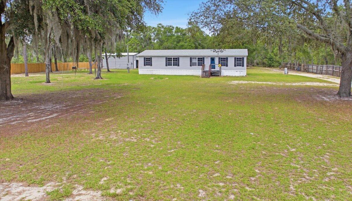 194 Keuka Road, Florida 32148, USA