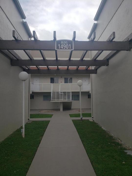14901 SW 80th Street 205, Miami, Florida 33193, USA