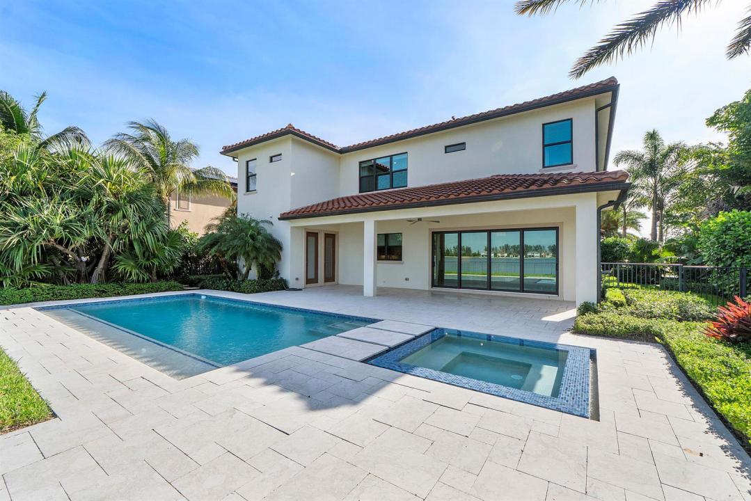 8685 Parkland Bay Drive, Parkland, Florida 33076, Stati Uniti