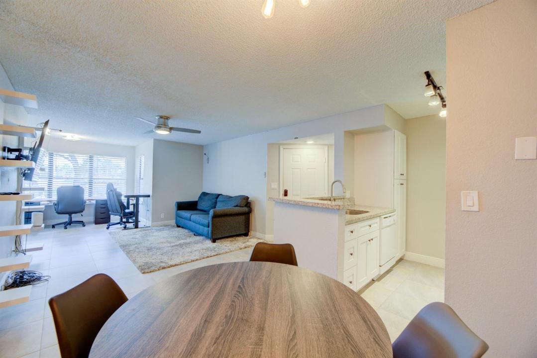 2900 S University Drive 9104, Davie, Floride 33328, États-Unis