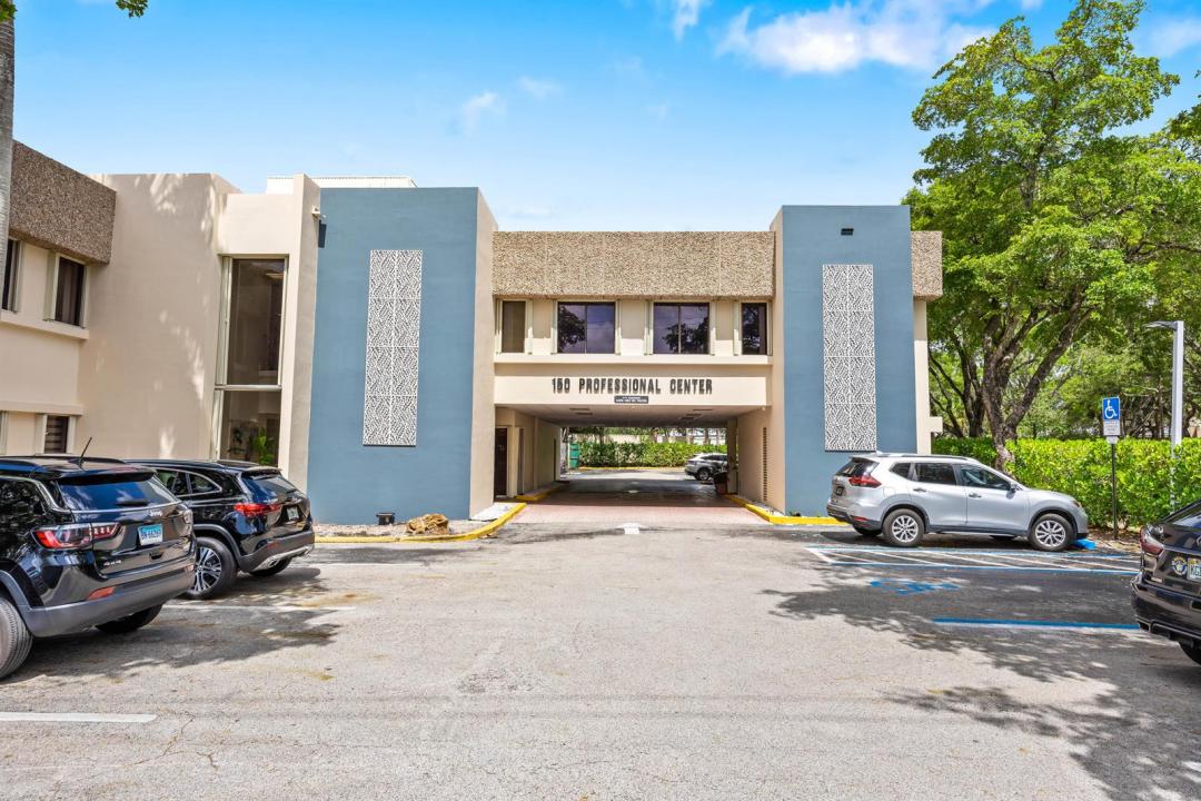 150 NW 70th Avenue 04, Plantation, Floride 33317, États-Unis
