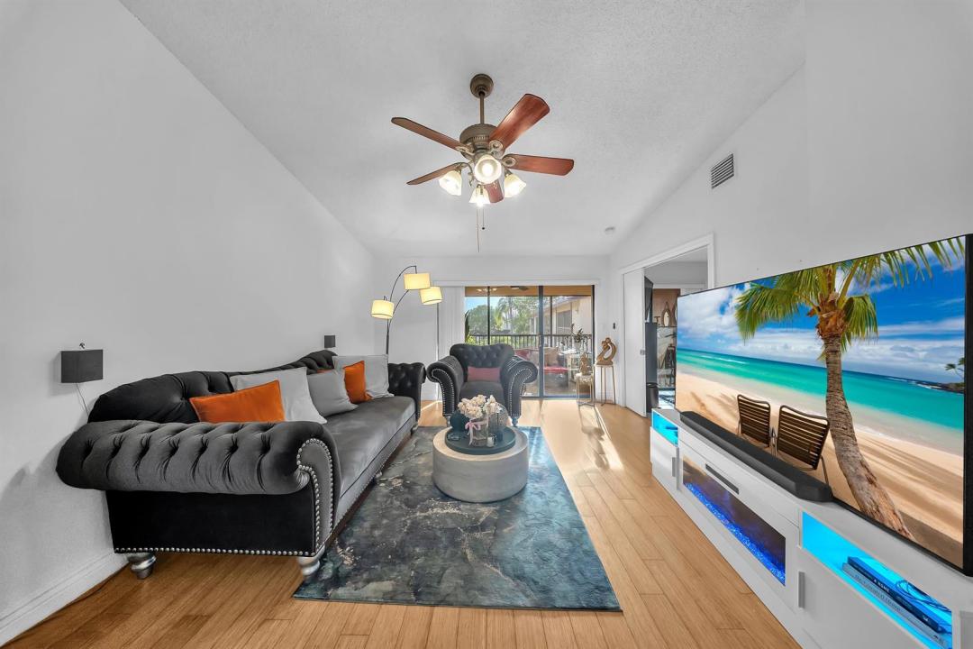 1023 Banks Road 201, Margate, 플로리다 33063, 미국
