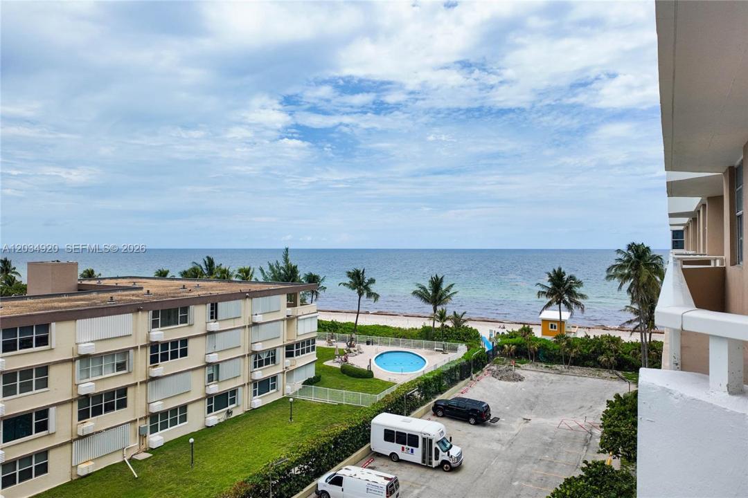 1950 S Ocean Dr 5B, Hallandale Beach, Florida 33009, Stati Uniti