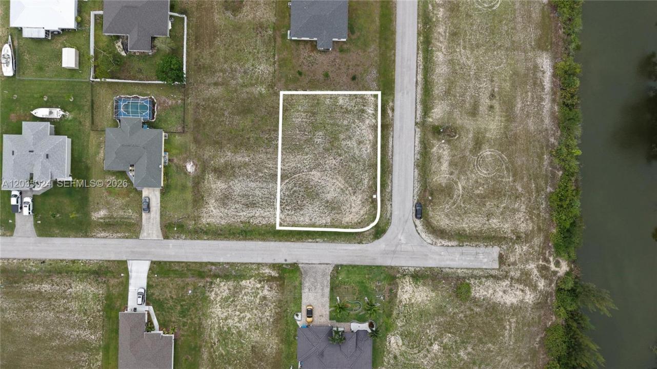 2009 NW 2ND AVE, Cape Coral, Florida 33993, Stati Uniti